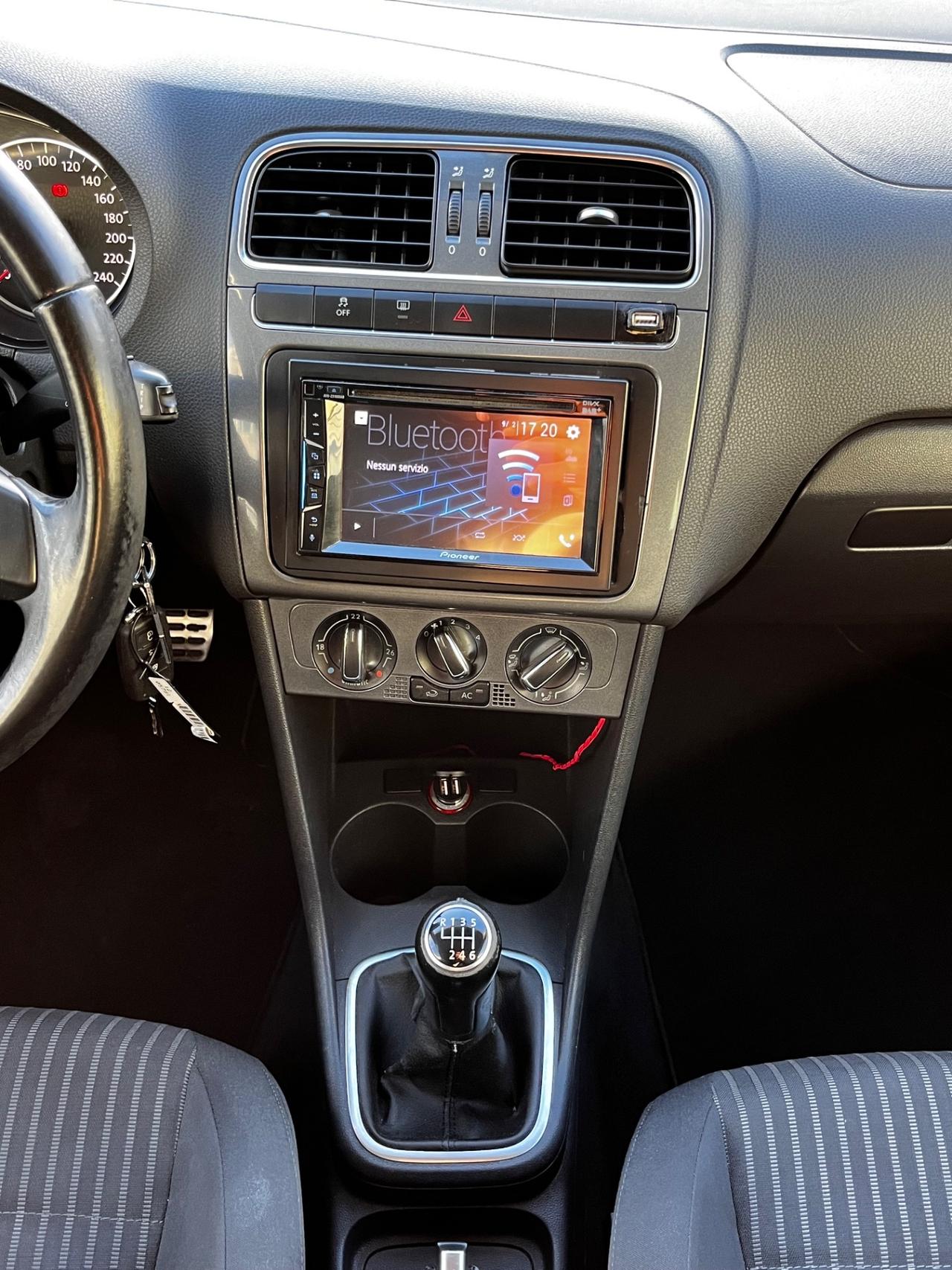 Volkswagen Polo 1.2 TSI 105cv 3p. SportLine OK NEOPATENTI