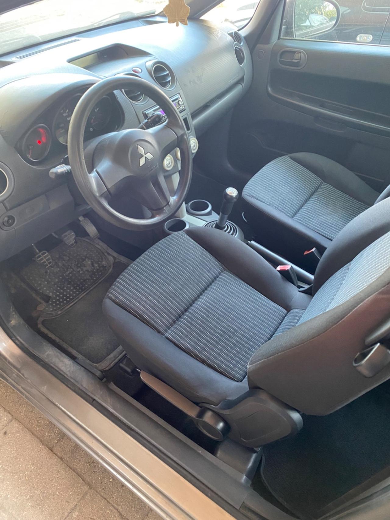 Mitsubishi Colt 1.1 12V 3p. Insport