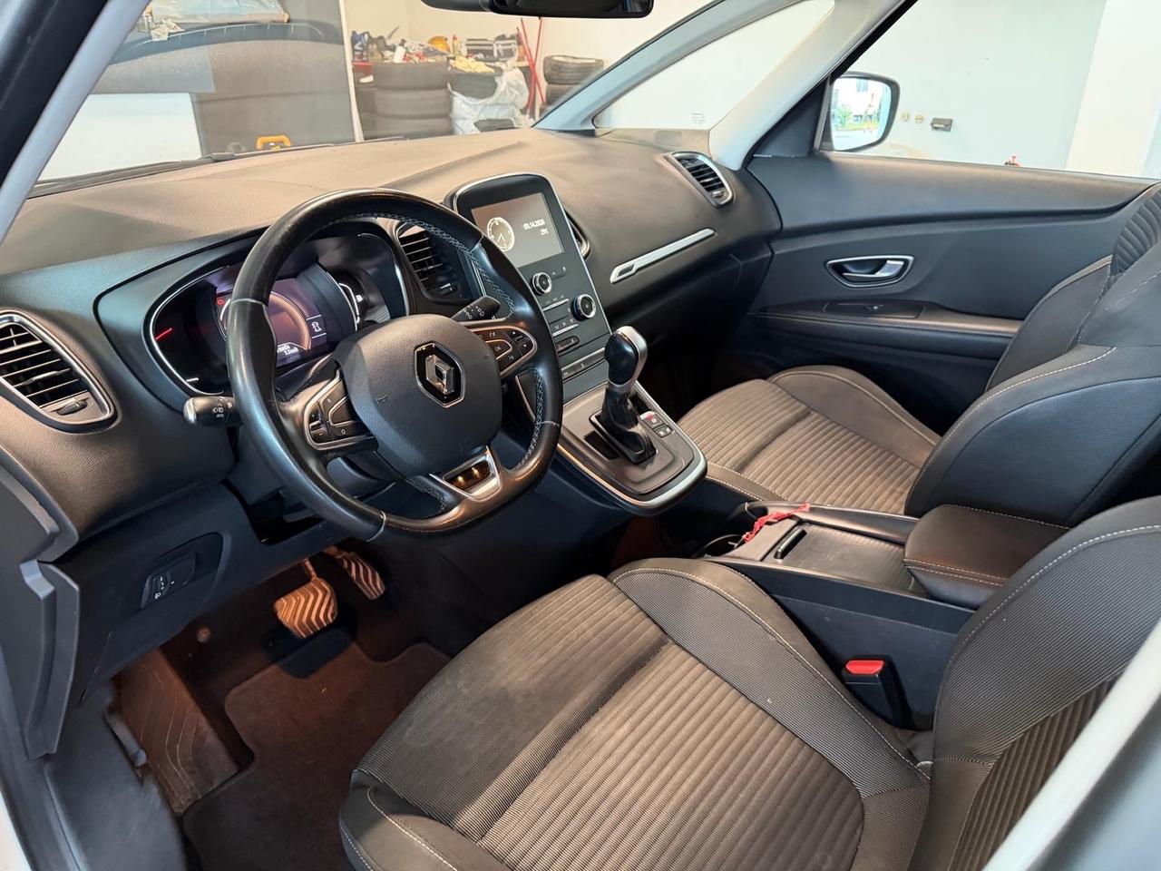 Renault Grand Scenic Blue dCi 120 CV Initiale Paris