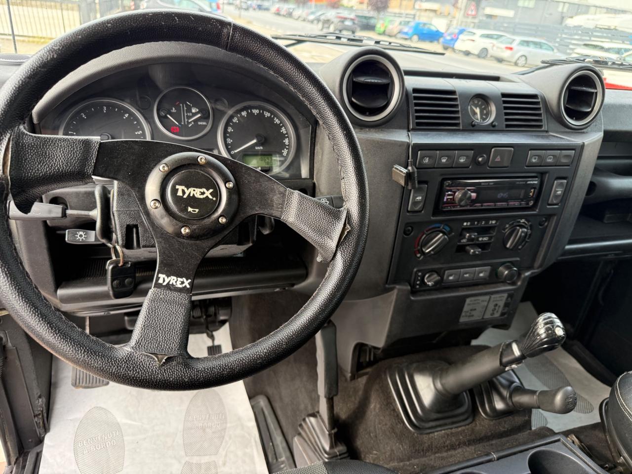 Land Rover Defender 90 2.4 TD4 4 POSTI 3 PORTE E