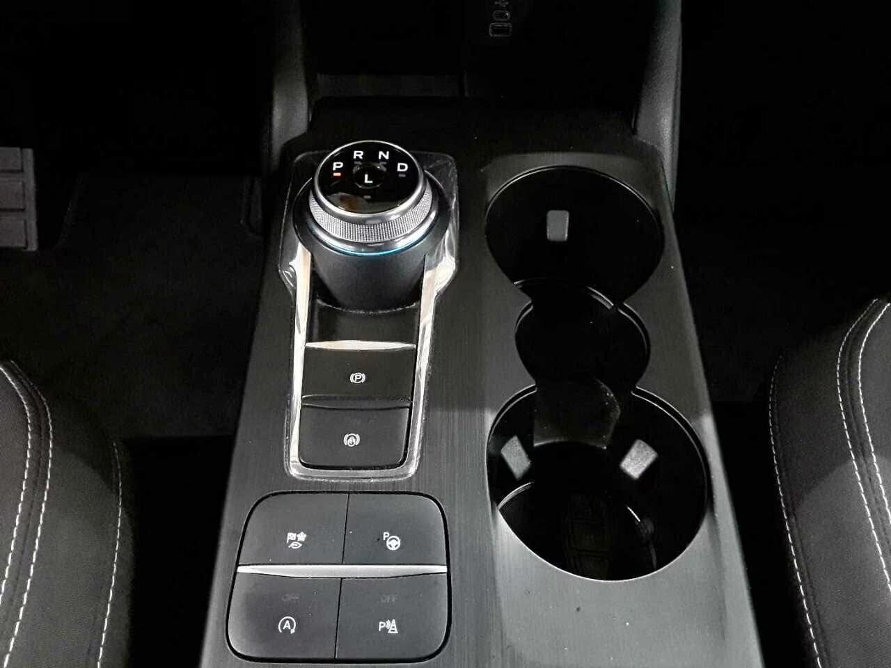 Ford Kuga 1.5 TITANIUM 120cv "AUTOMATICA"