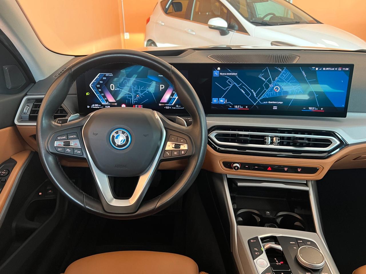 Bmw 330e G21 Touring auto