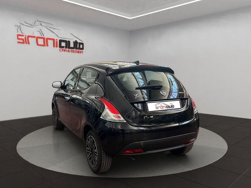 Lancia Ypsilon Ypsilon 1.0 firefly hybrid Silver s&s 70cv - PROMO SIRONIAUTO+