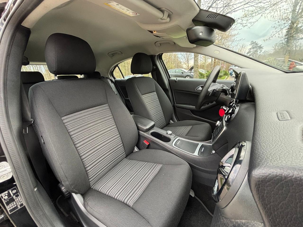 Mercedes-benz A 180 d Automatic Advanced