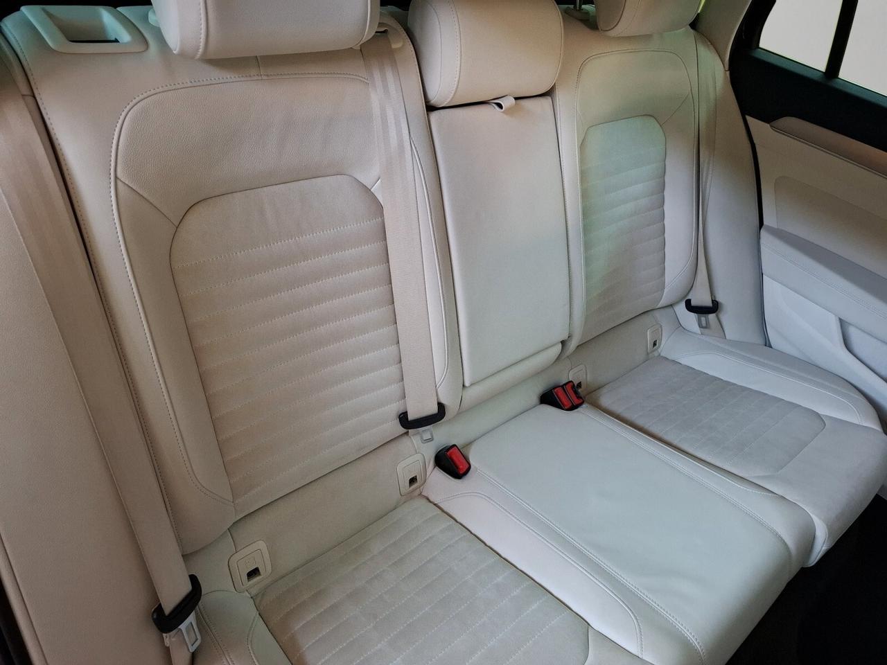 Volkswagen Passat Variant 2.0 TDI Highline BlueMotion Technology full optional