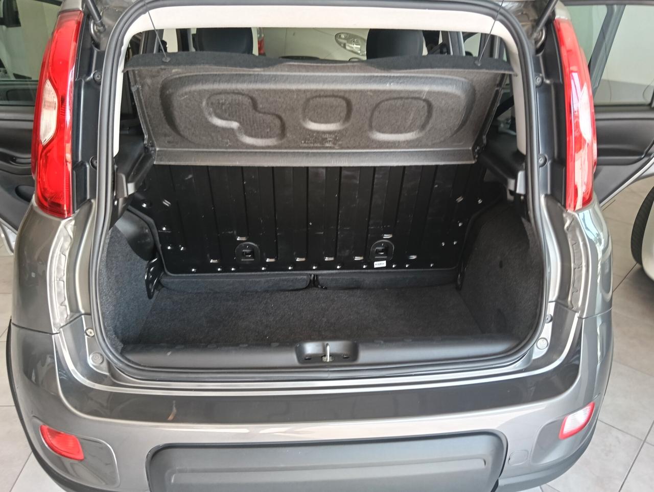 Fiat Panda Hybrid city life