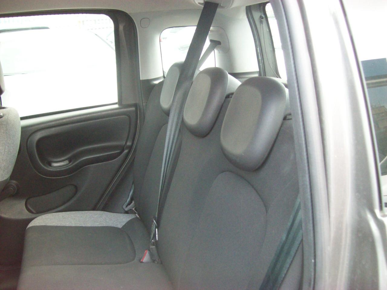 Fiat Panda 1.0 FireFly S&S Hybrid Garmin