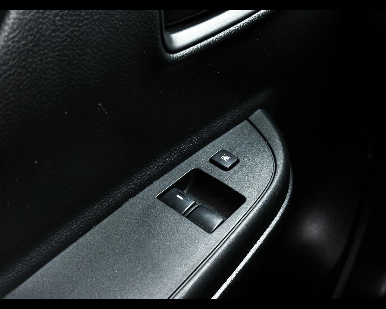 MITSUBISHI L200 2.3 D Club Cab 4x4 Easy Select Invite