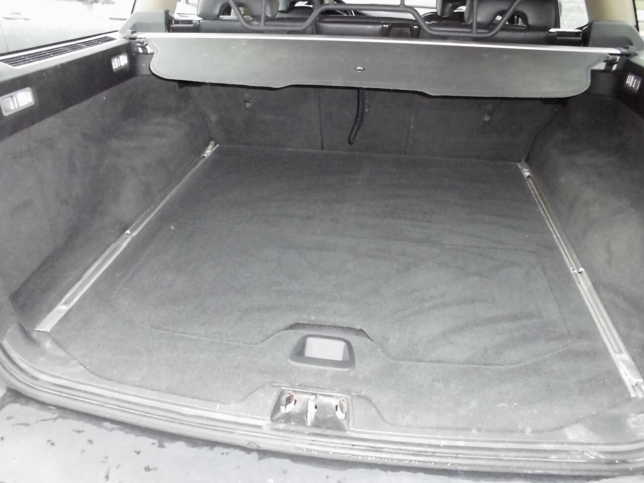 Volvo XC 70 XC70 D5 AWD Ocean Race