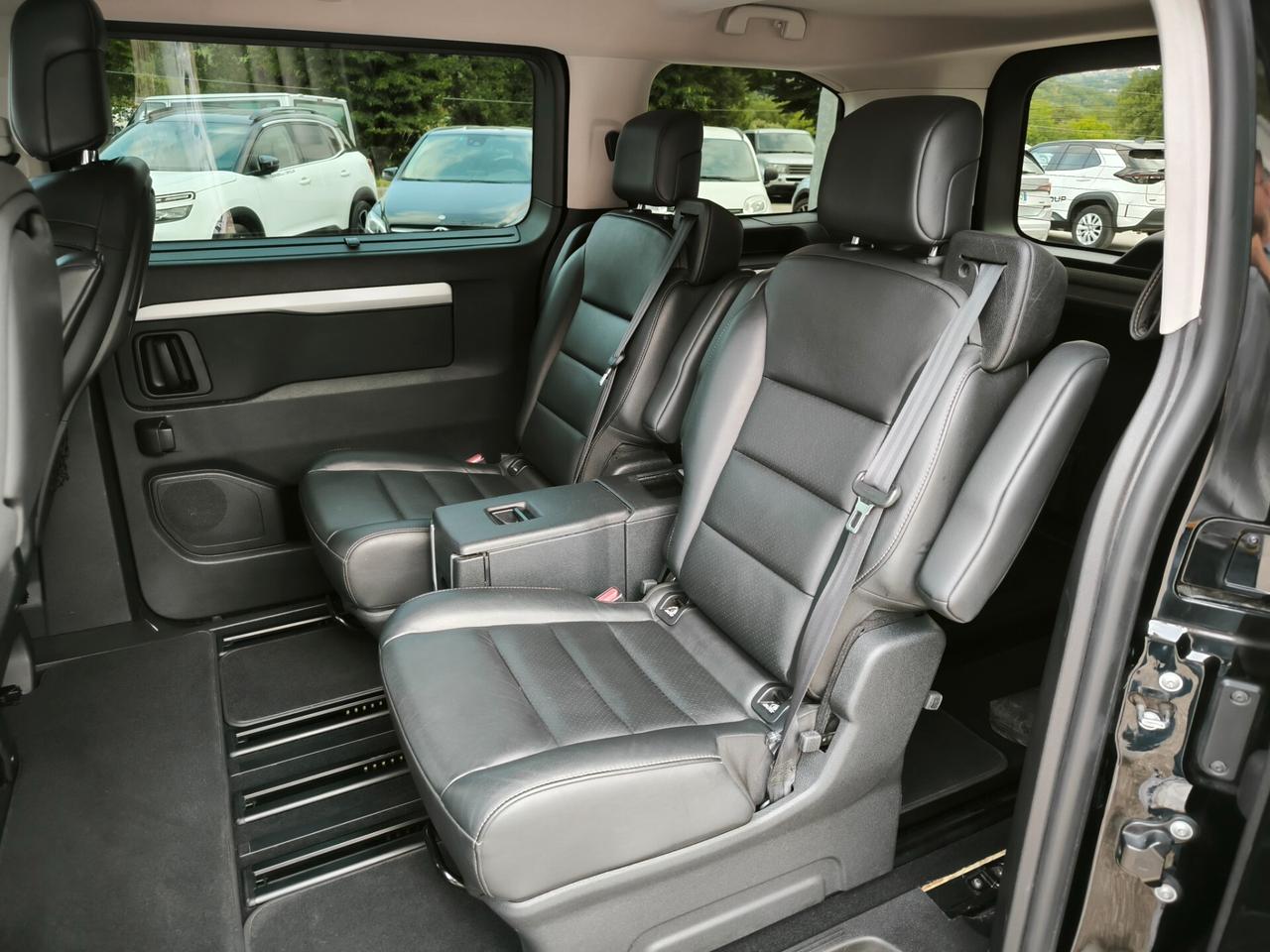 Peugeot Traveller BlueHDi 180 S&S EAT8 Standard Business Vip