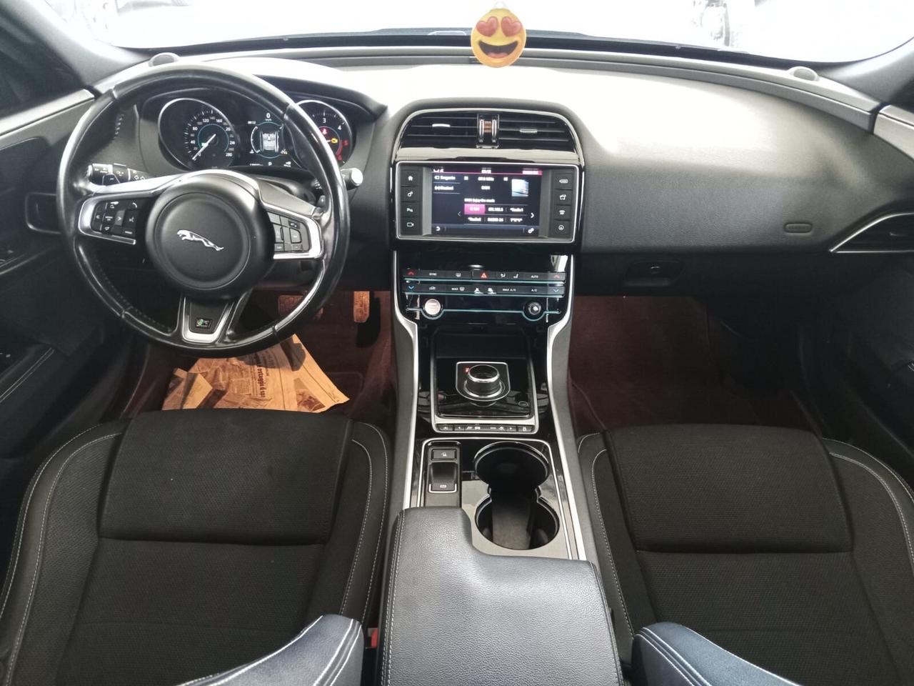 Jaguar XE 2.0 D 180 CV AWD aut. R-SportIK TOP PERFETTA QUAL PROVA