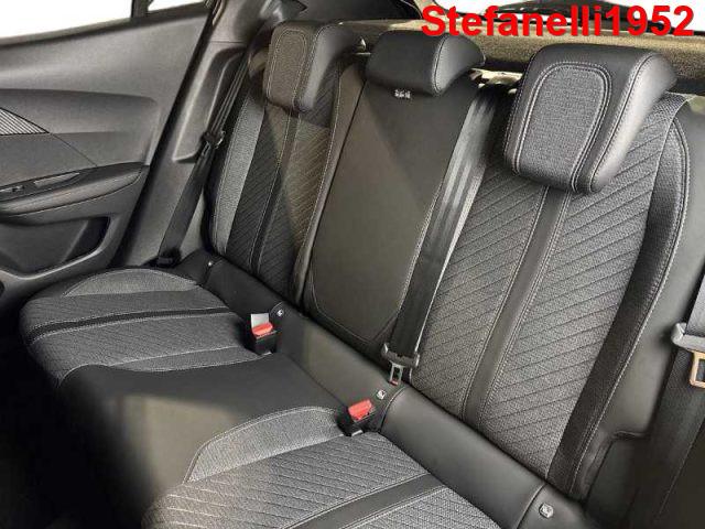 PEUGEOT 2008 1.2 hybrid Allure 136cv e-dcs6