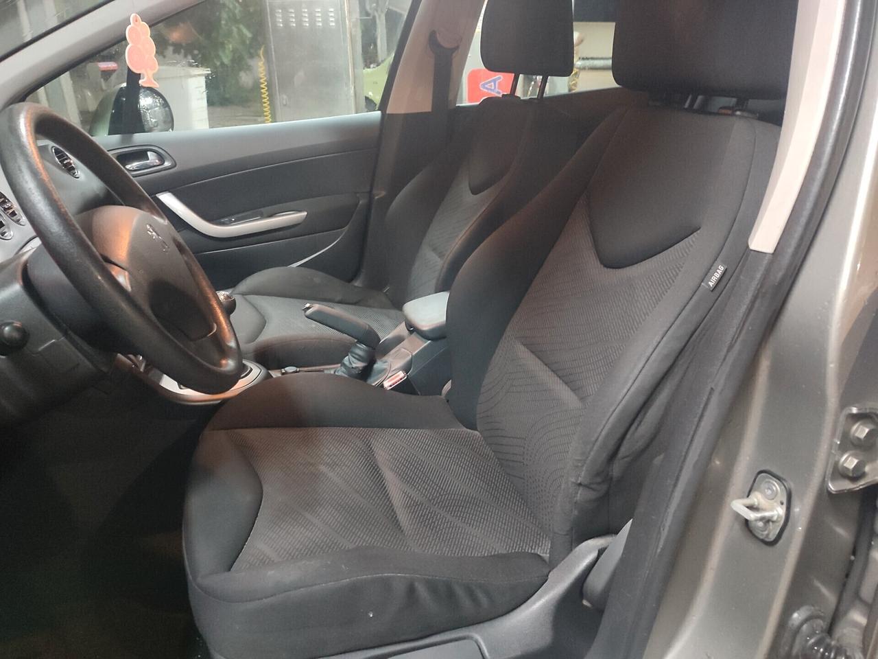 Peugeot 308 1.6 HDi 90CV SW Premium Mix