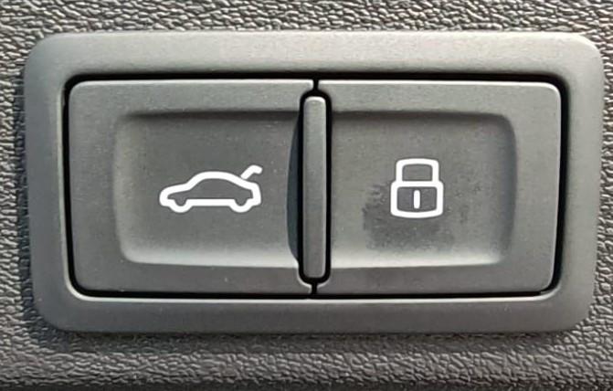 AUDI A5 SEDAN 40 TDI MHEV S-TRONIC QUATTRO