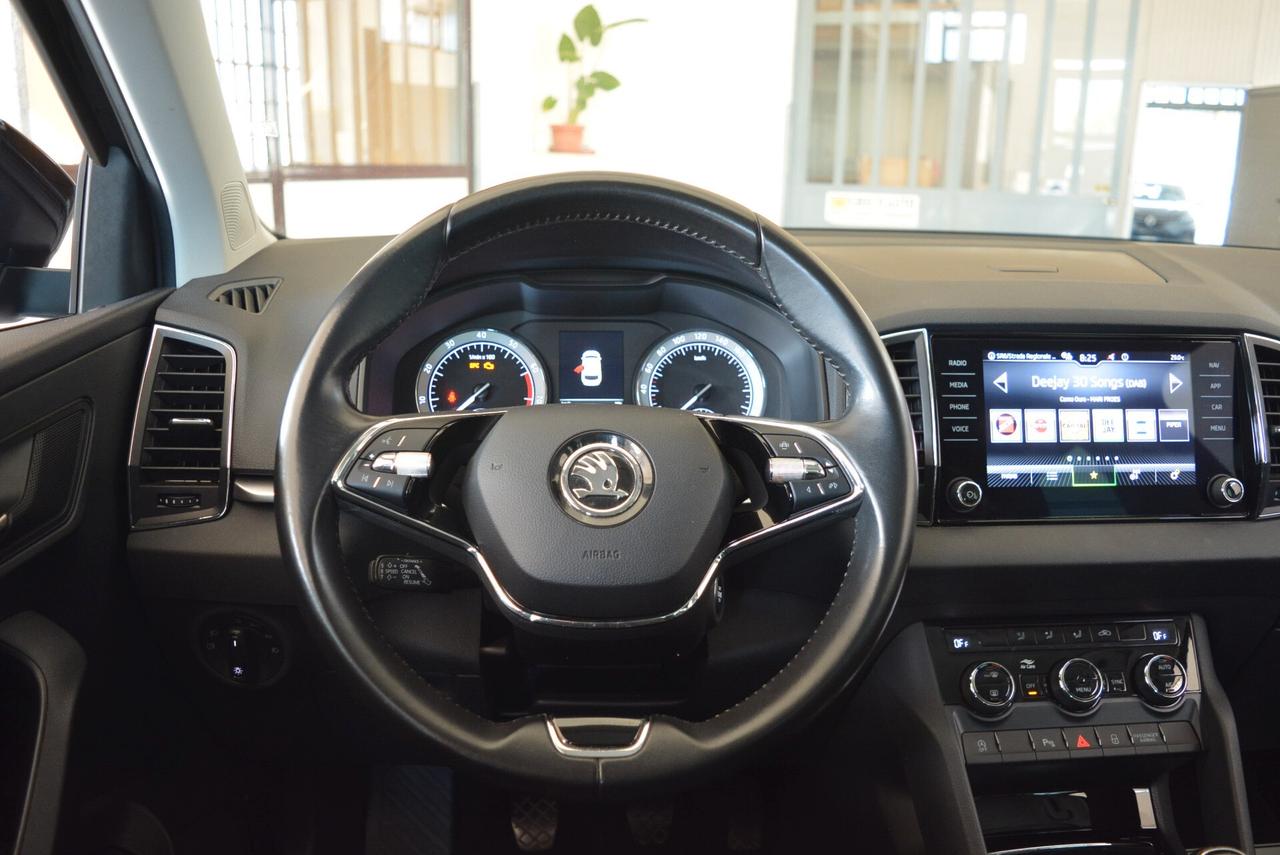 Skoda Karoq 1.0 TSI 110 CV Executive Telecamera Carplay
