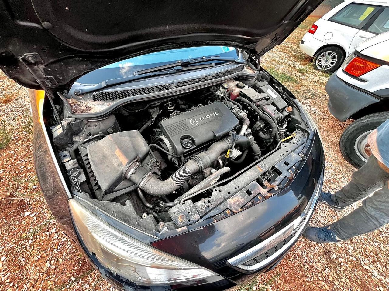 OPEL ASTRA J 1.7 CDTI 2011 MOTORE KO