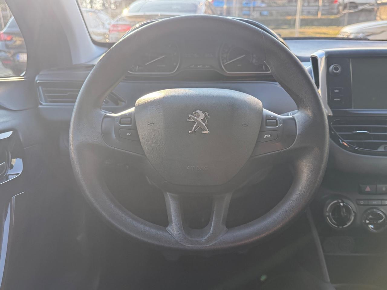 Peugeot 208 BlueHDi 75 5p Allure