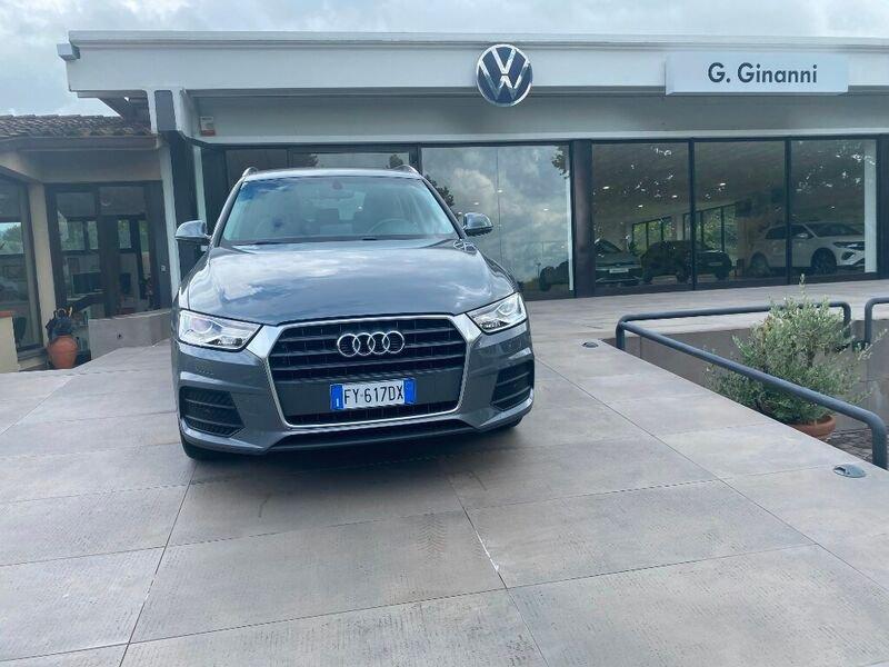 Audi Q3 Q3 2.0 TDI 120 CV Business