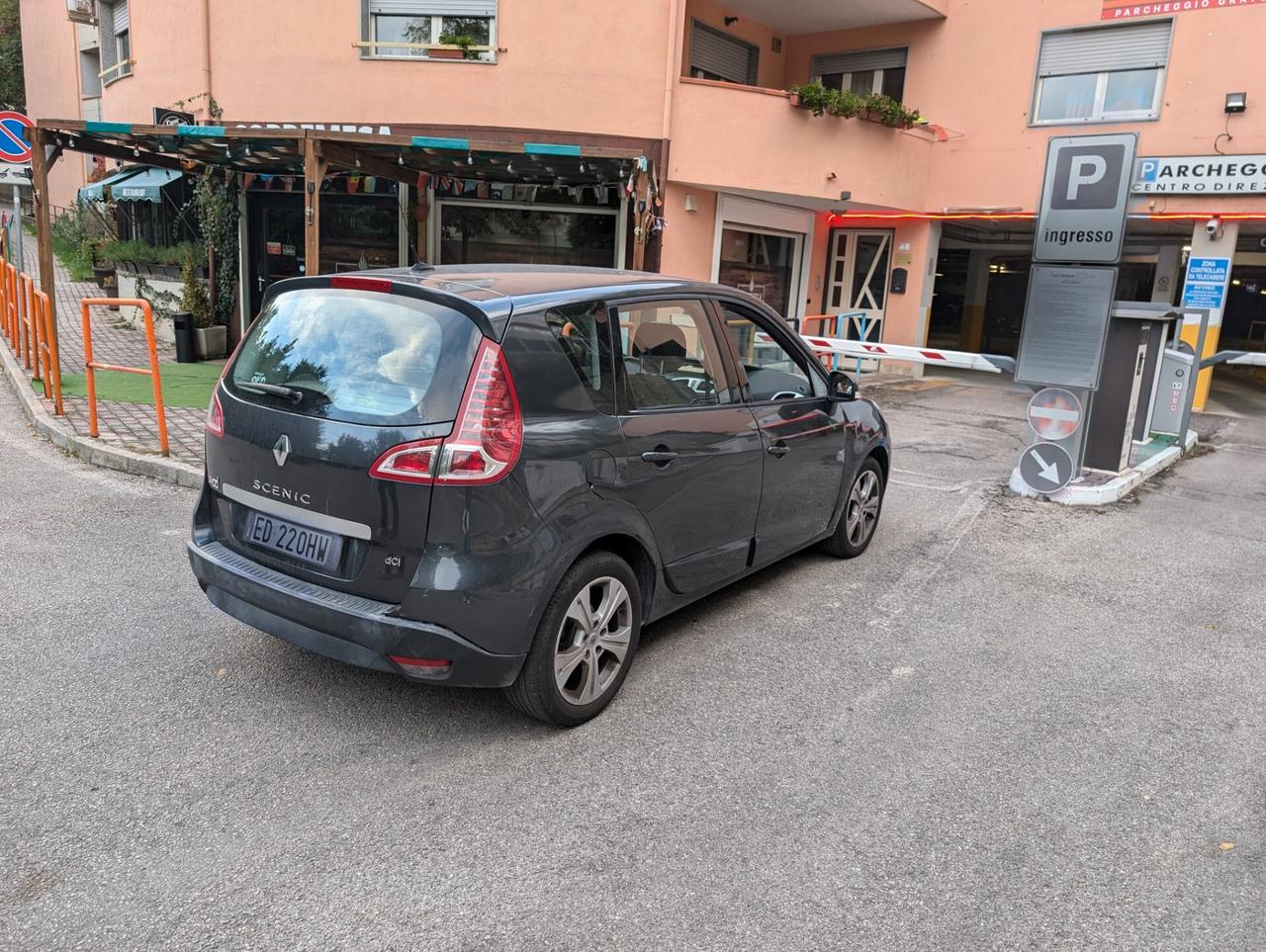 Renault Scenic Scénic X-Mod 1.5 dCi 110CV Luxe