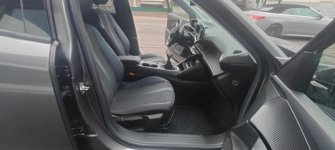 Peugeot 2008 BlueHDi 100 S&S Allure