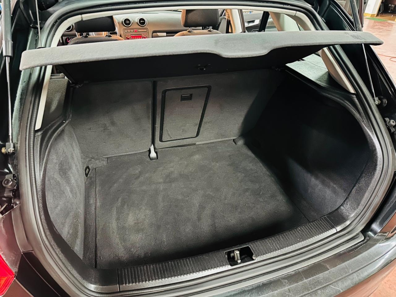 Audi A3 1.9 TDI 105CV SportBack