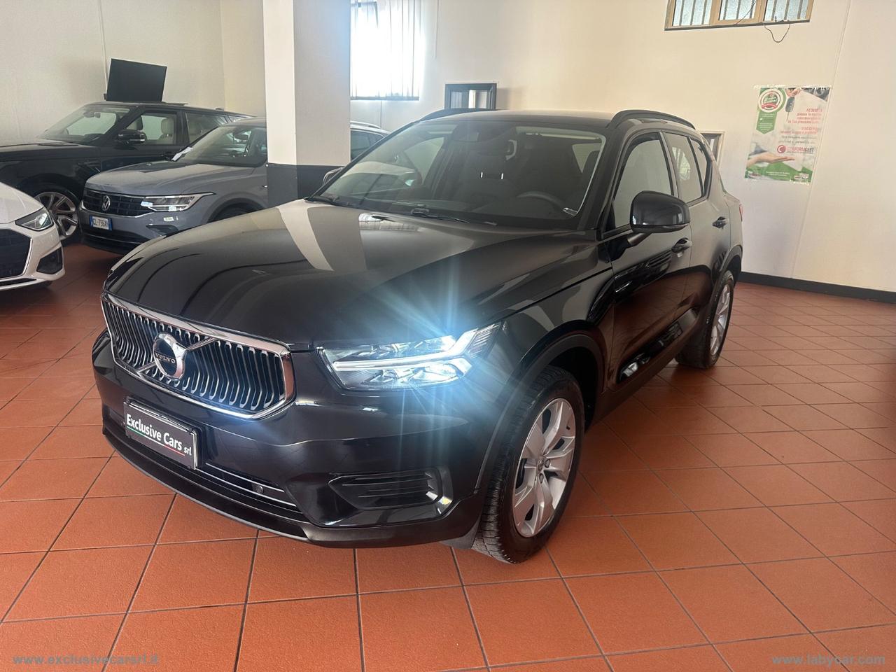 VOLVO XC40 D3 Business GANCIO TRAINO