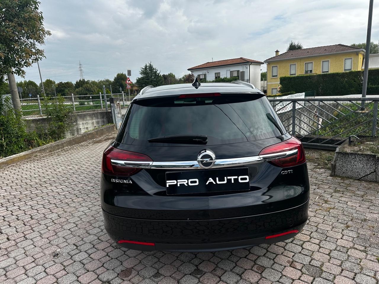 Opel Insignia 1.6 CDTI 136CV Sports Tourer aut. Cosmo