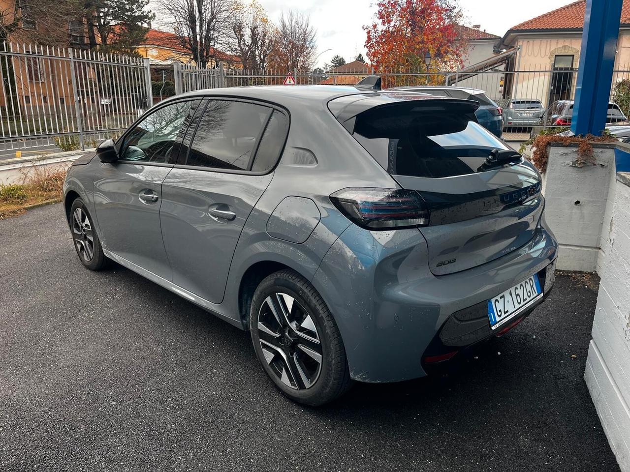 Peugeot 208 PureTech 100 Stop&Start 5 porte Allure