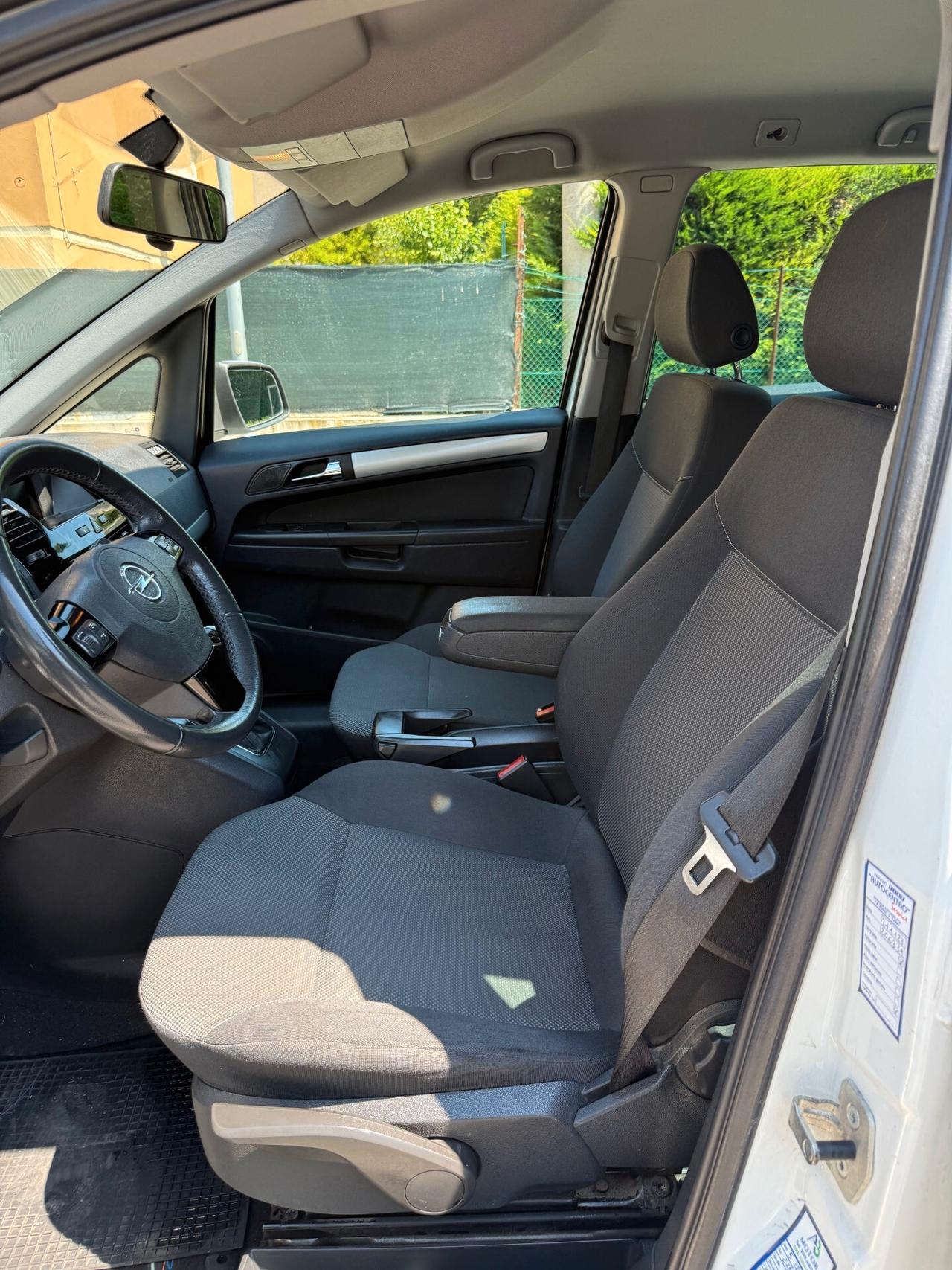 Opel Zafira 1.6 METANO - 7 POSTI - 12 MESI DI GARANZIA -