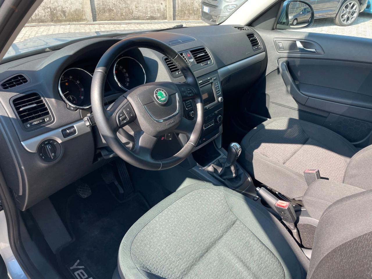 Skoda Yeti 2009 1.2 tsi EXPERIENCE(adventure)+XENON+PDC
