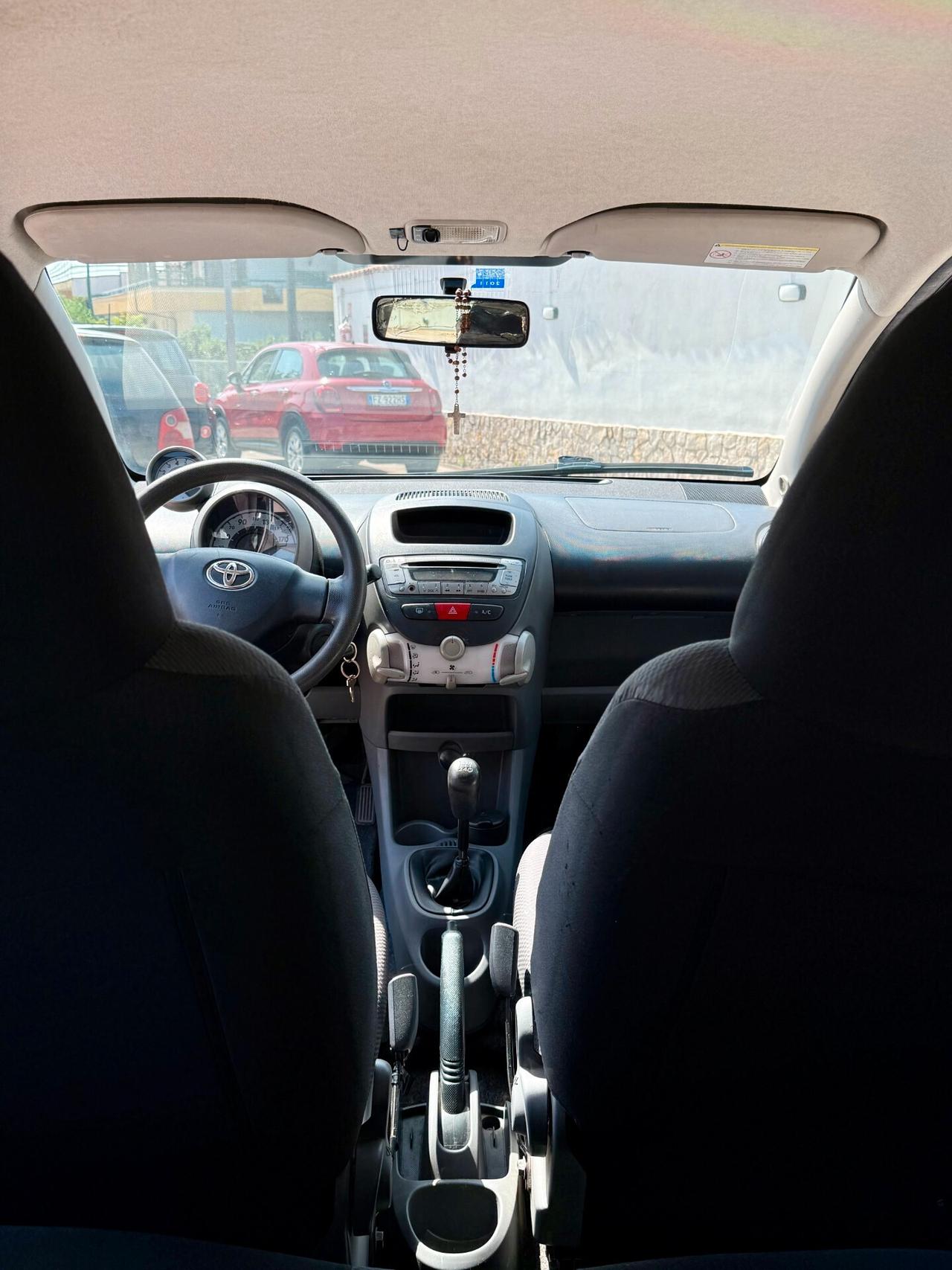 Toyota Aygo 1.0 12V VVT-i 5 porte