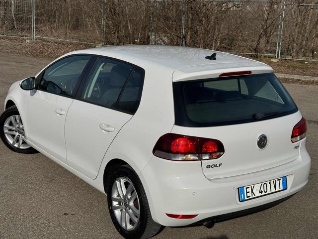 VOLKSWAGEN Golf 1.6 TDI DPF DSG 5p. UNIPROPRIETARIO X NEOPATENTATI