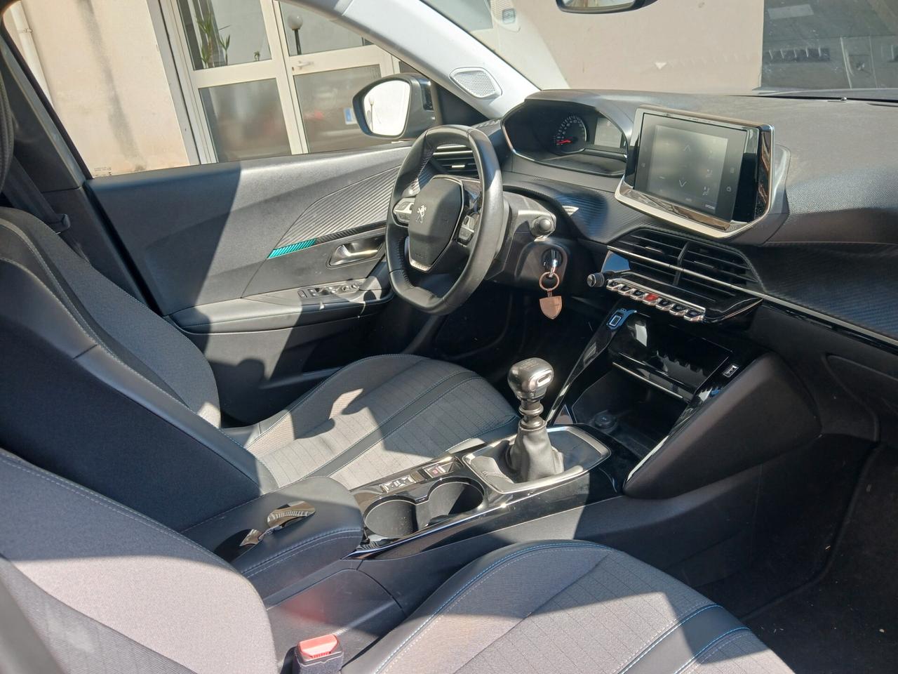 Peugeot 2008 Benzina Gancio traino