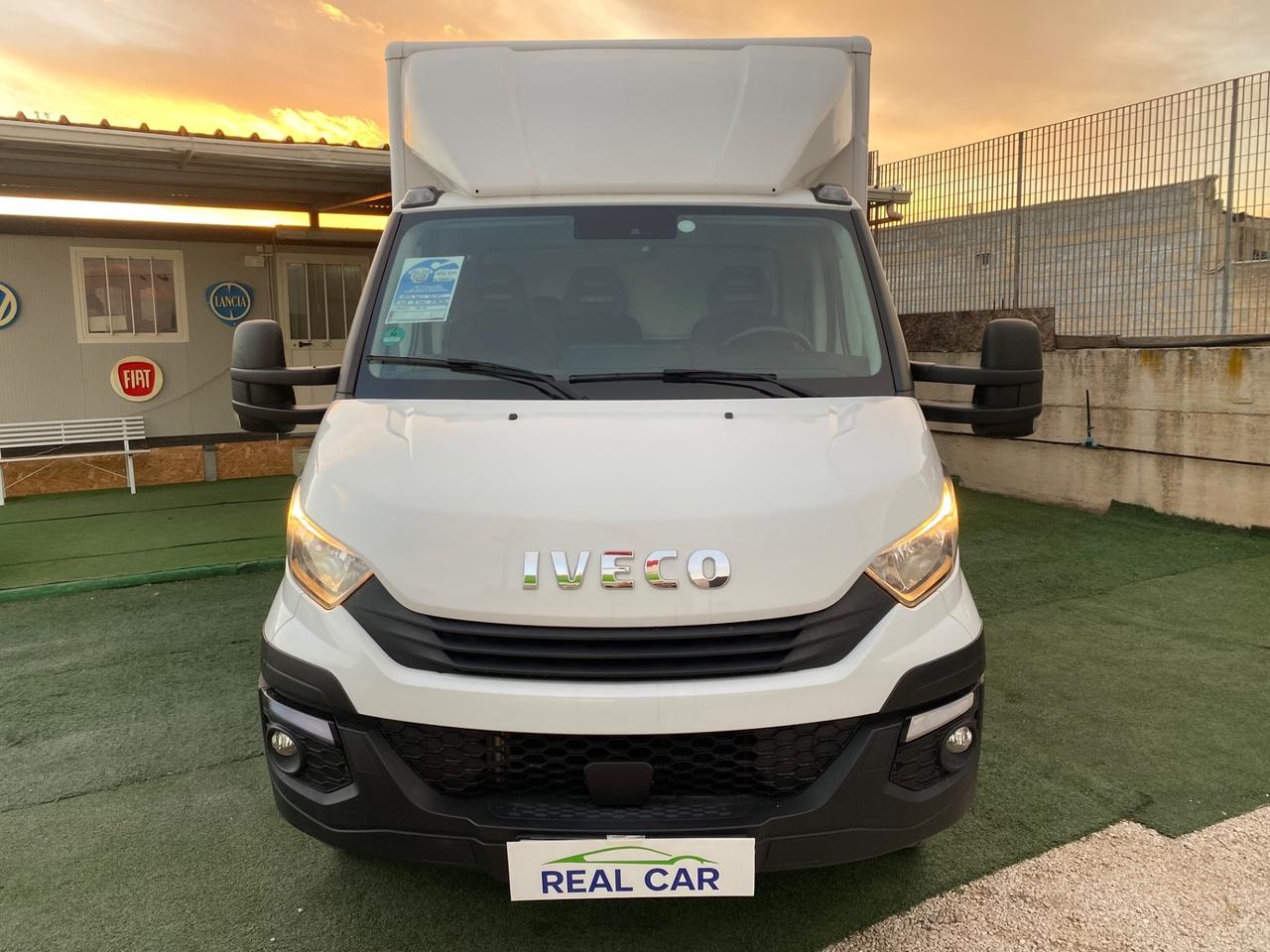 Iveco Daily 3.0 35-150 Anno 2019 Pedana