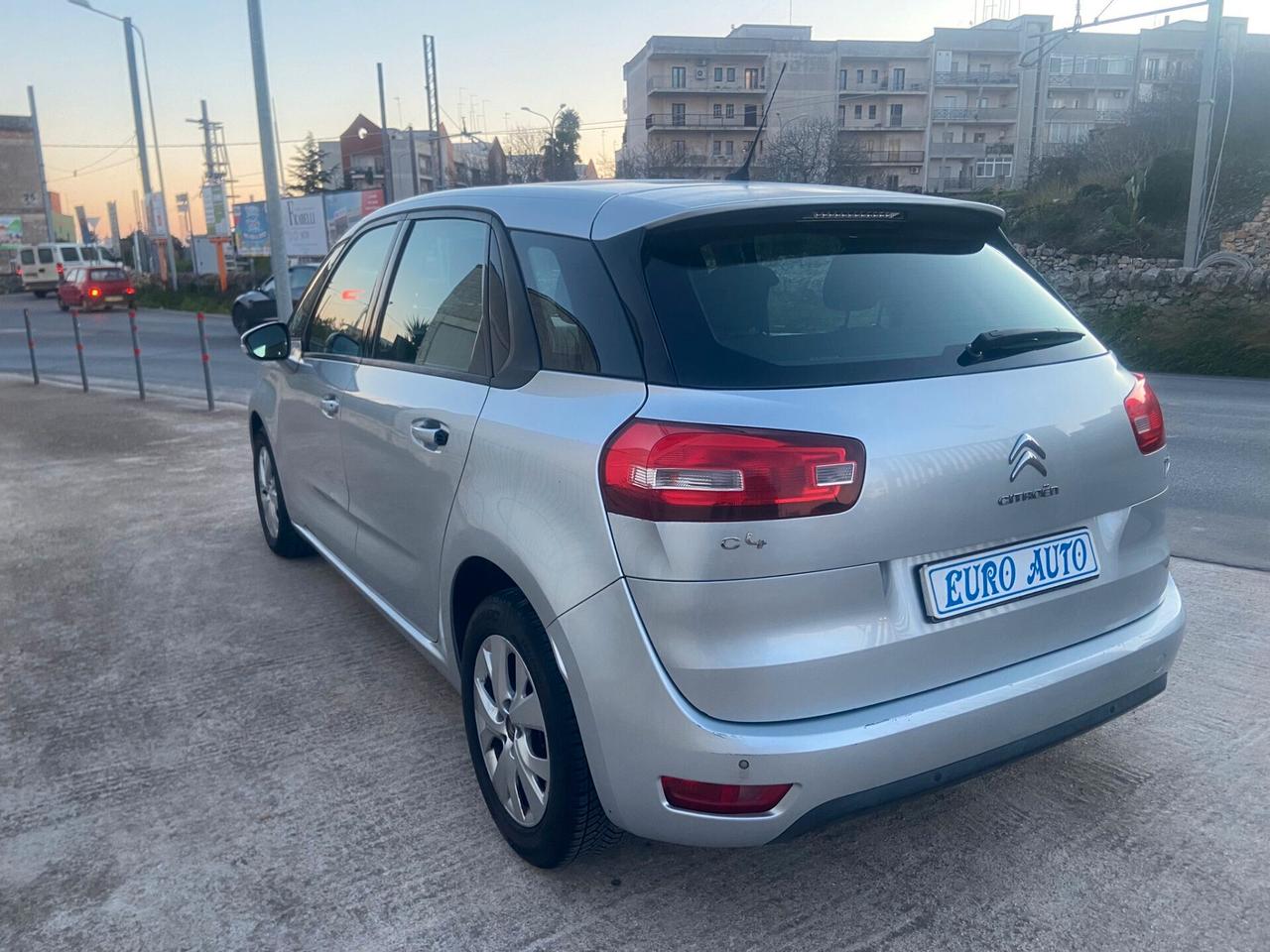 Citroen C4 1.6 e-HDi 115 Exclusive