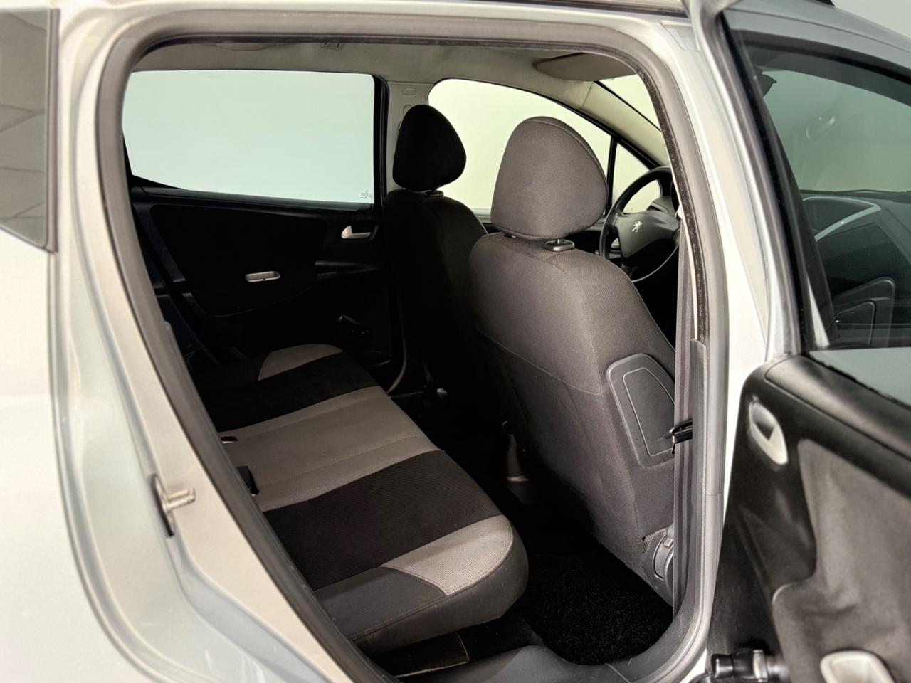 Peugeot 207 1.4 VTi 95CV SW XS Per Neopatentati