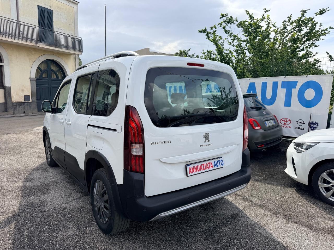 Peugeot Rifter BlueHDi 100 S&S