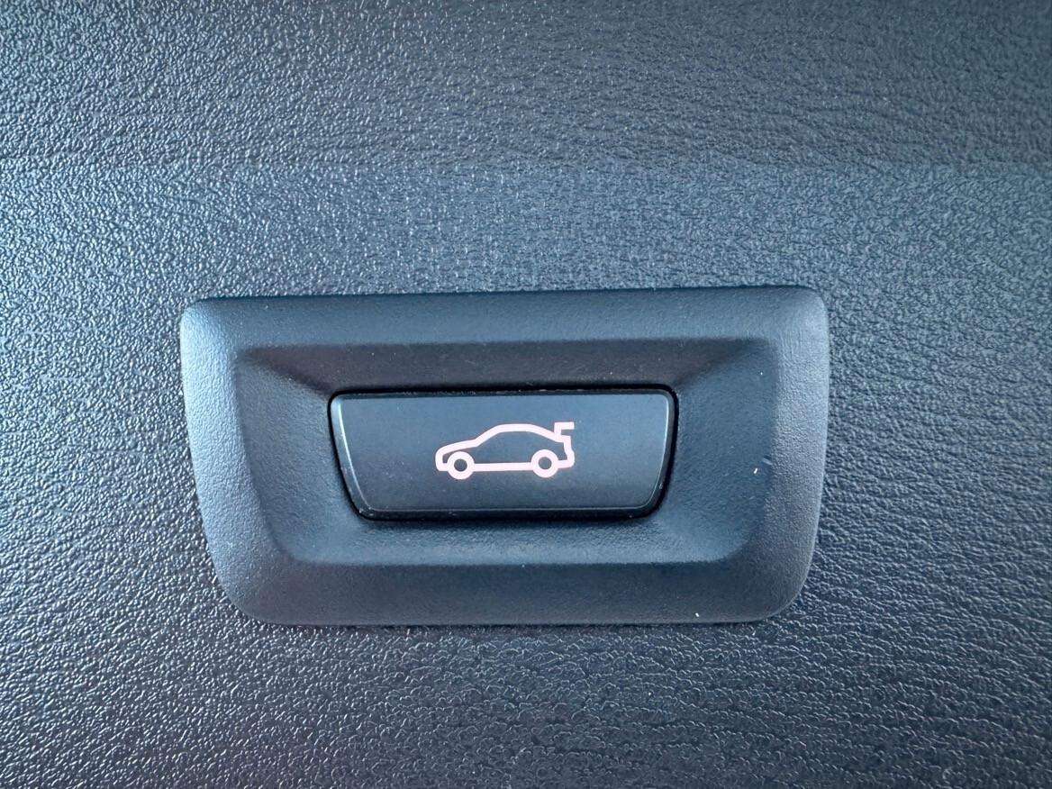 Bmw X1 xDrive18d xLine CERCHI DA 19'+PELLE