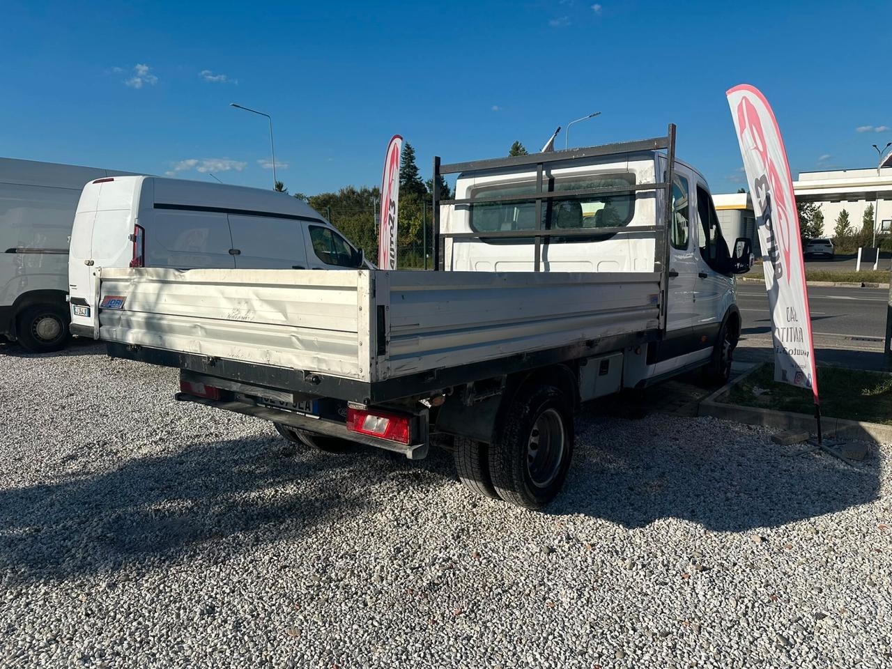 Ford Transit 350 2.0TDCi EcoBlue 130CV 7 posti