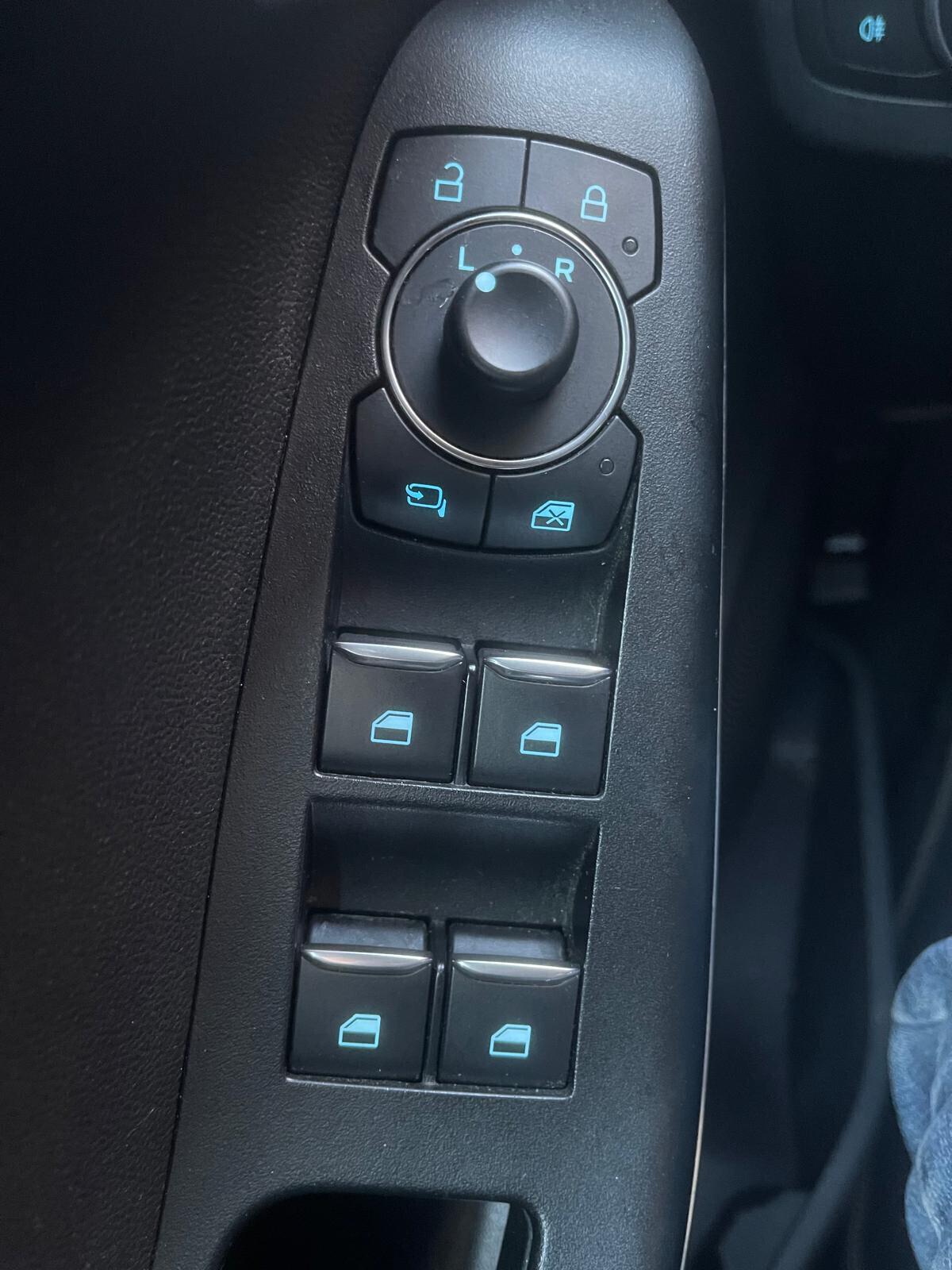 Ford Puma 1.0 EcoBoost Hybrid 125 CV S&S Titanium X