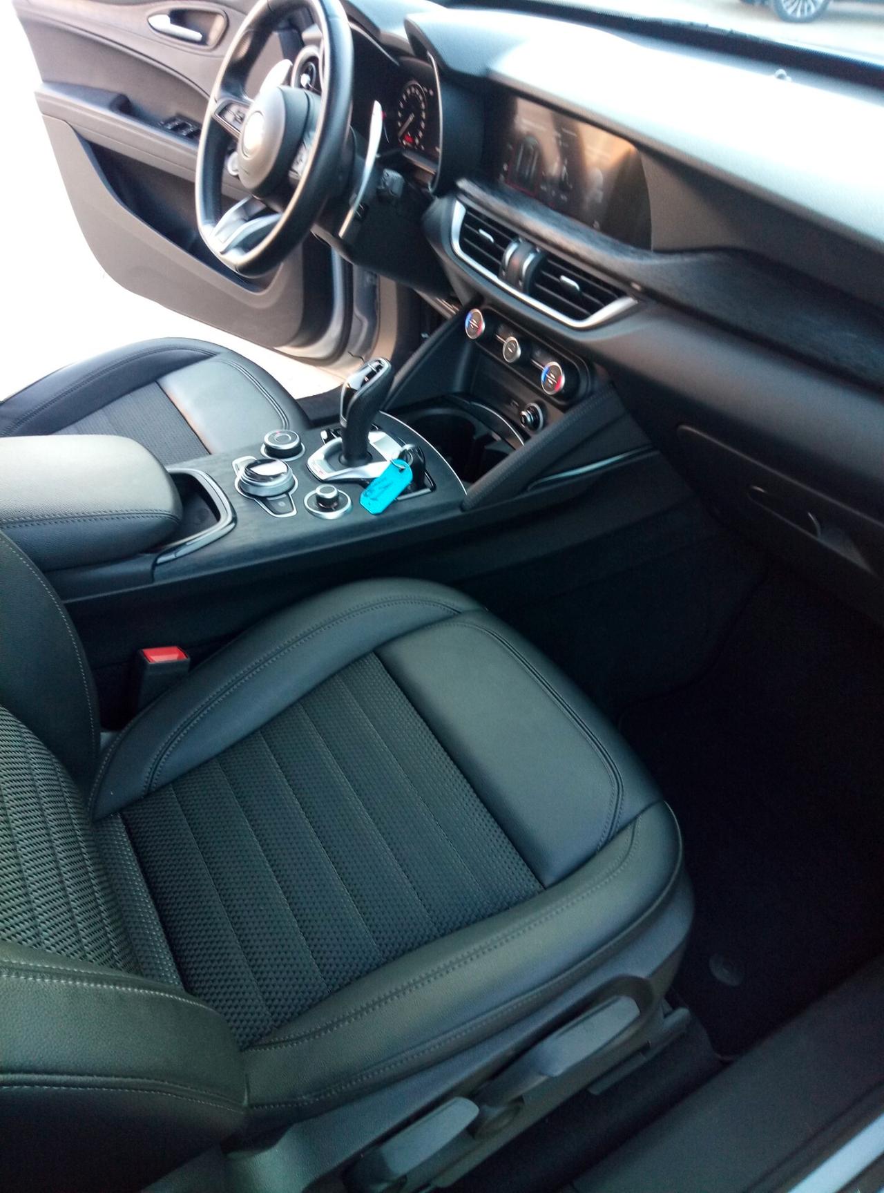Alfa Romeo Stelvio 2.2 Turbodiesel 210 CV AT8 Q4 Sprint
