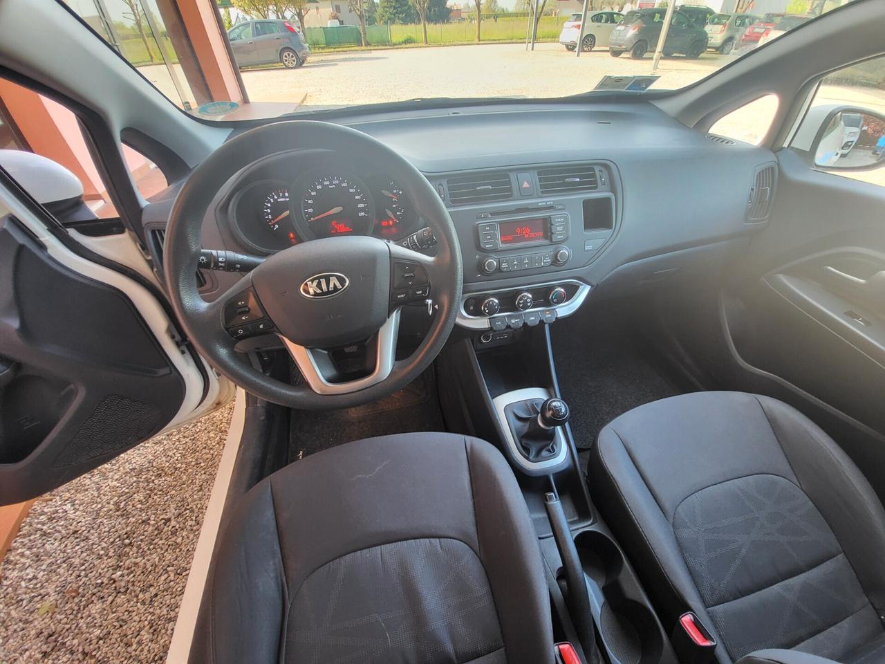 Kia Rio 1.2 CVVT 5p. Cool