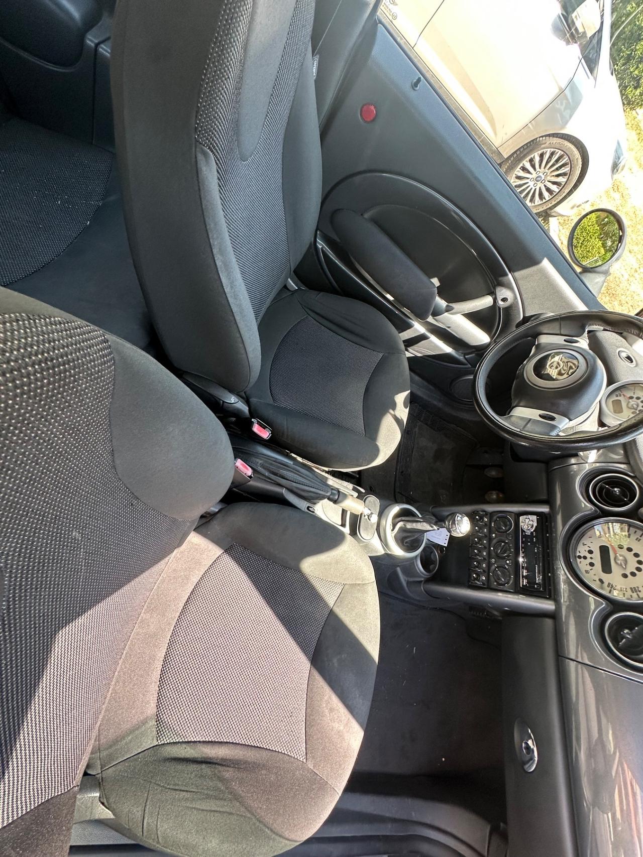 Mini 1.4 tdi One D de luxe 2008