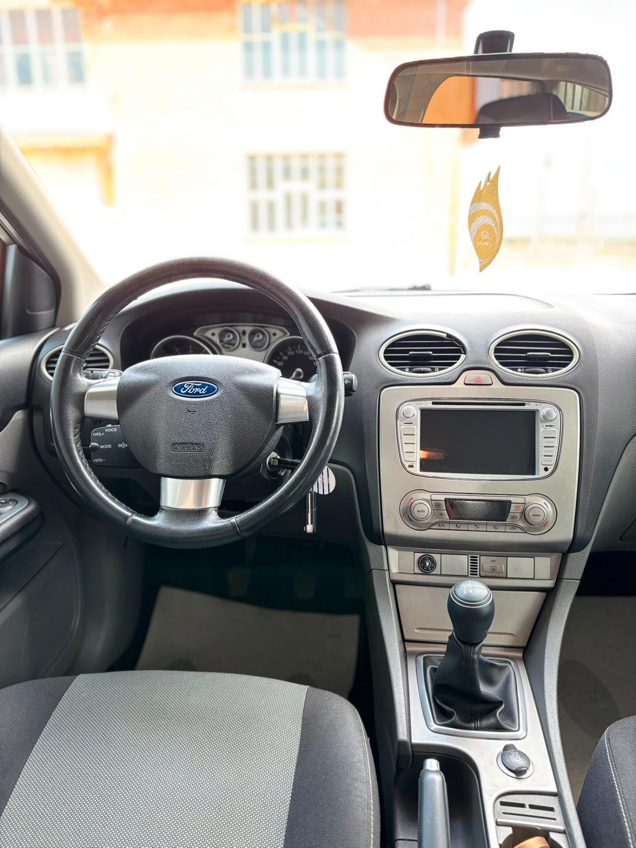 Ford Focus 1.6 GPL
