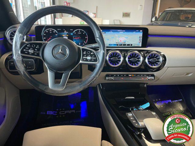 MERCEDES-BENZ CLA 180 d Aut. Shooting Brake *PACK LUCI*PELLE