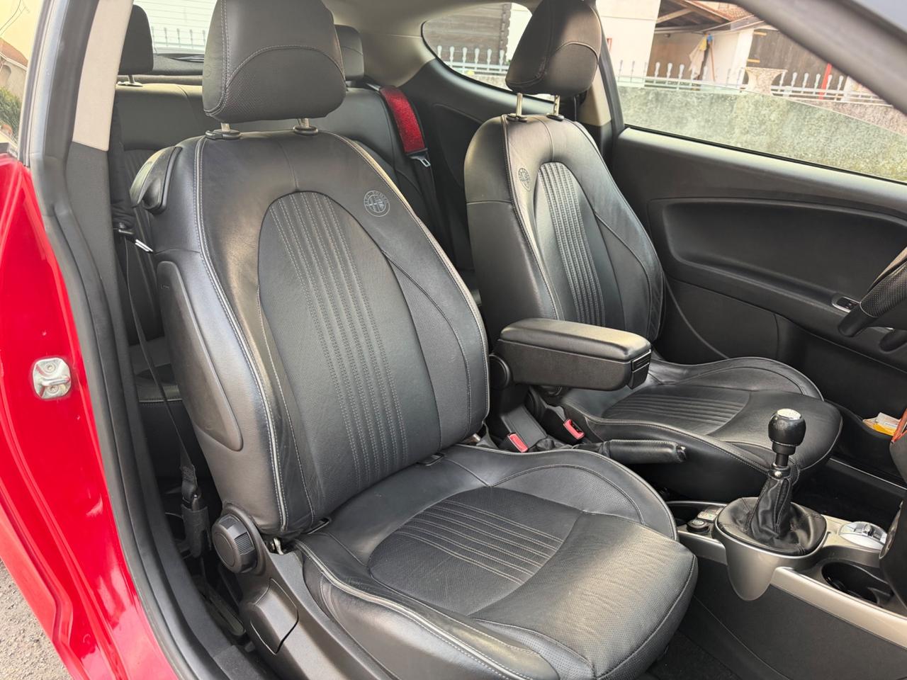 Alfa Romeo MiTo 1.4 78 CV Distinctive Sport Pack