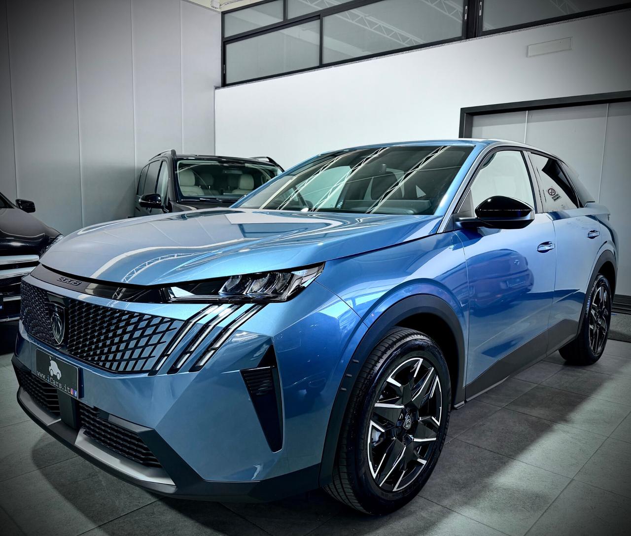 Peugeot 3008 1.2 Hybrid 145CV E-DCS6 Allure KM0