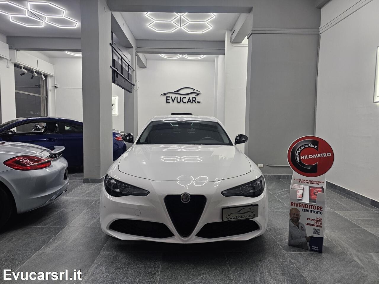 Alfa Romeo Giulia 2.2jtdm SUPER 2018 FINANZIABILE