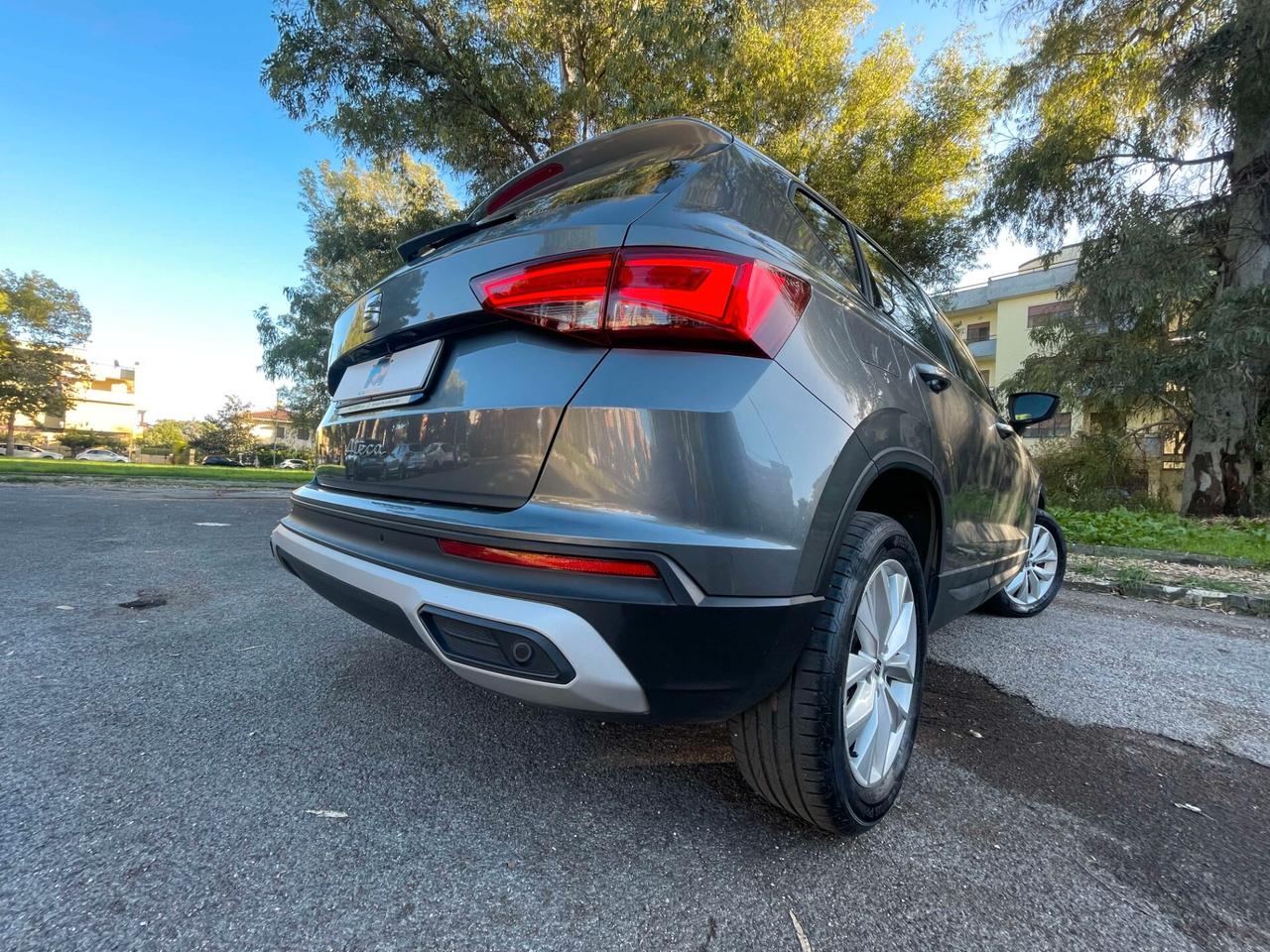 Seat Ateca 12 MESI DI GARANZIA 1.0 tsi Business 110cv NEOPATENTATI
