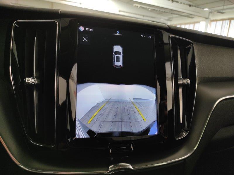 VOLVO XC60 (2017-->) - XC60 B4 (d) automatico Core